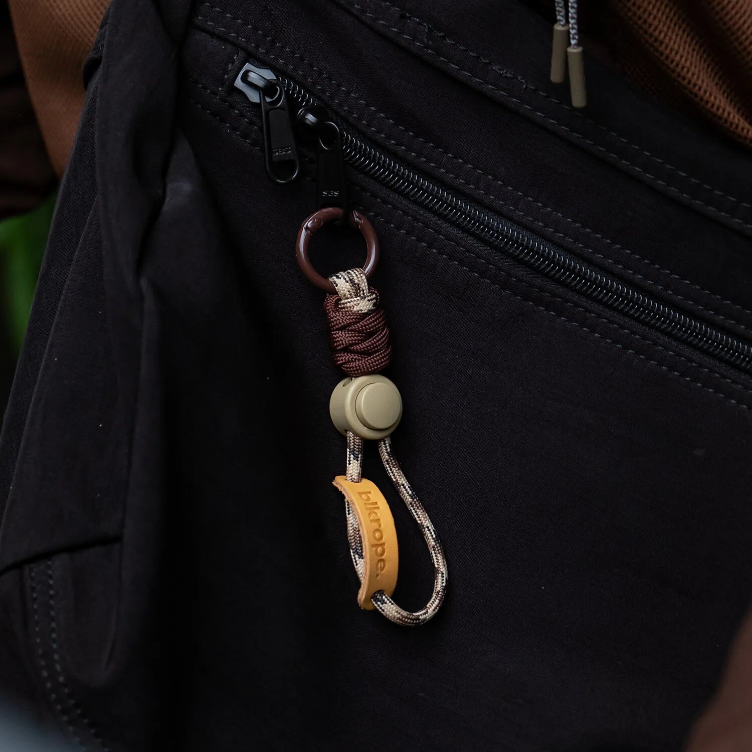 CoreTwist Minimal Bag Charm