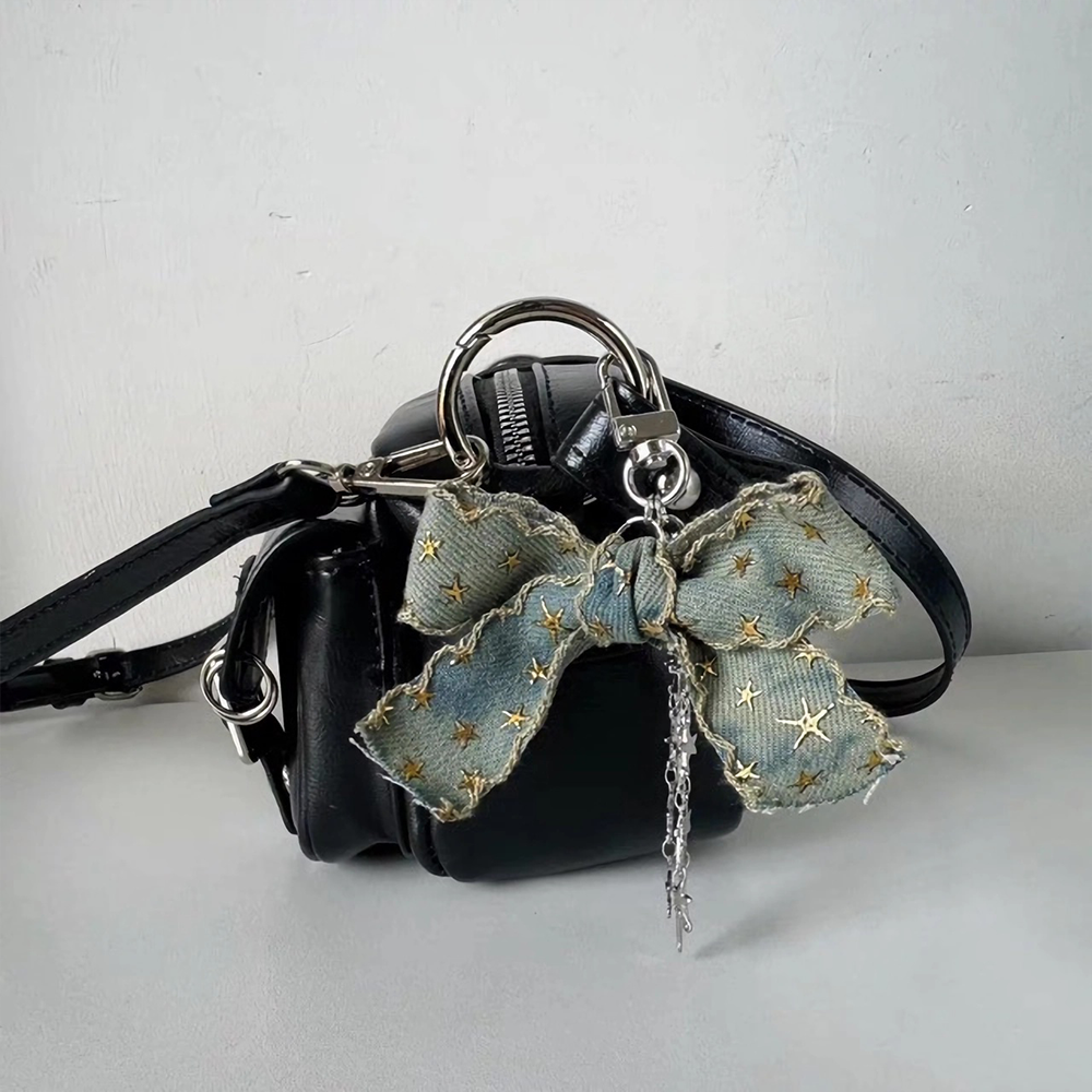 Metallic Bow Beads Bag Charm