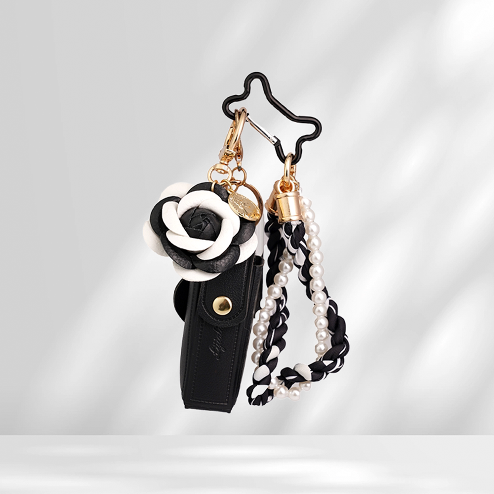 Pearl Bow Bag Charm