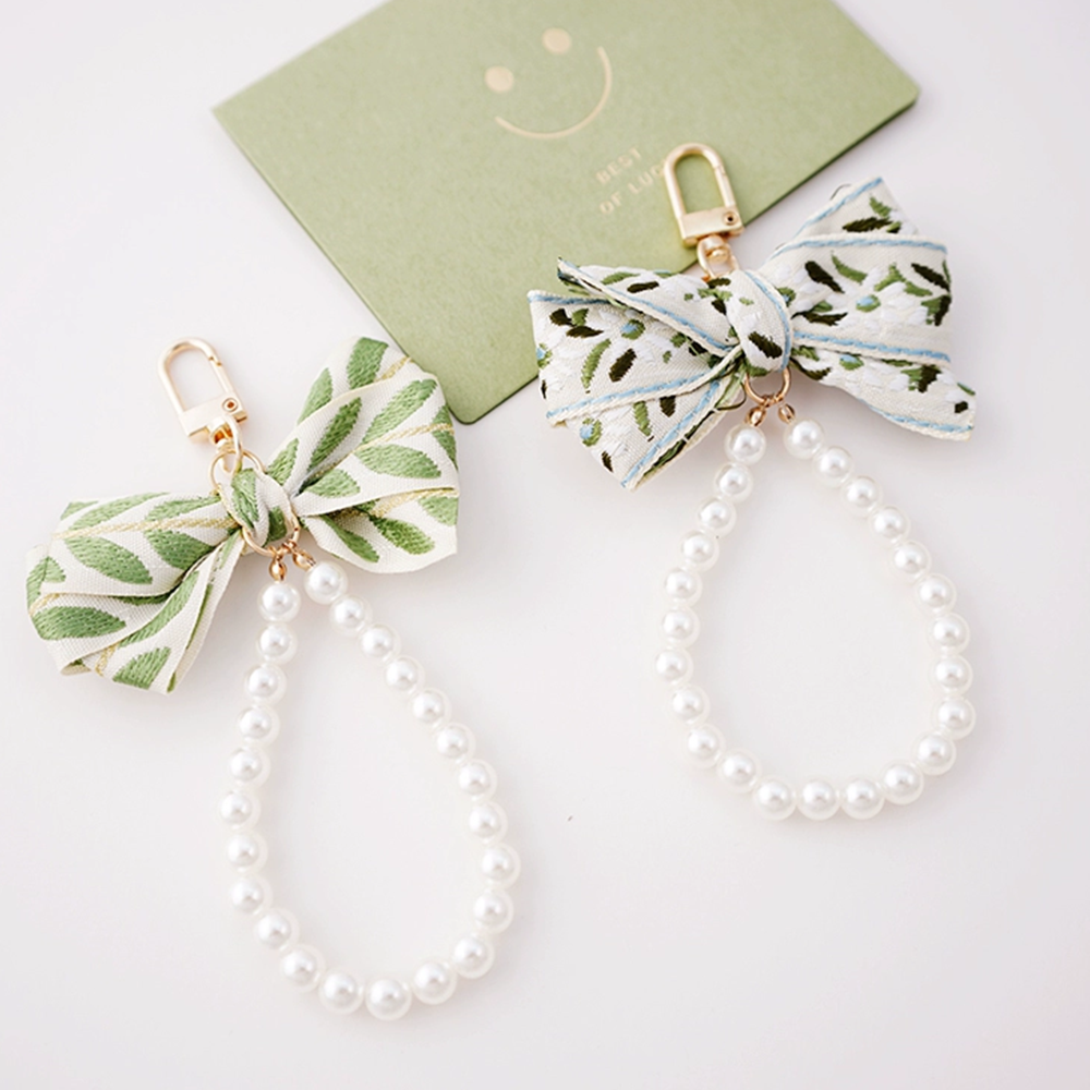 Pearl Leaf Ribbon Bag Charm